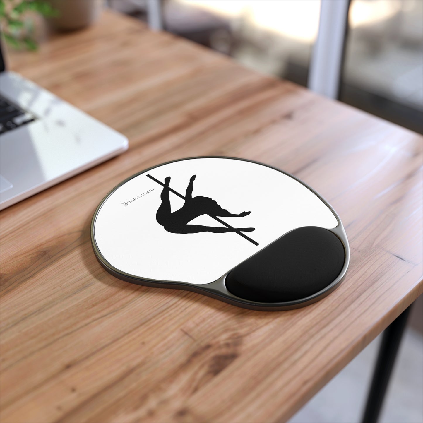 Bailey Fox Pole Mouse Pad With Wrist Rest