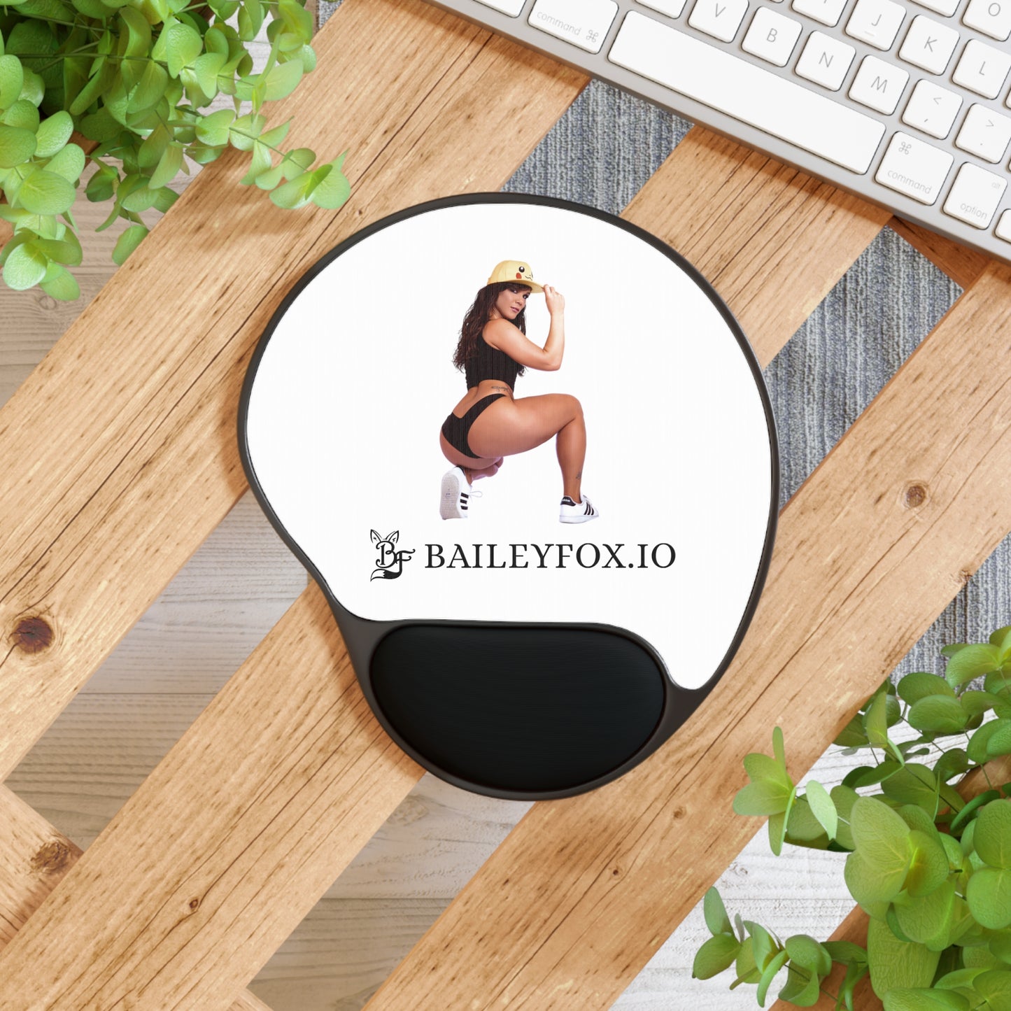 Bailey Fox Mouse Pad With Wrist Rest